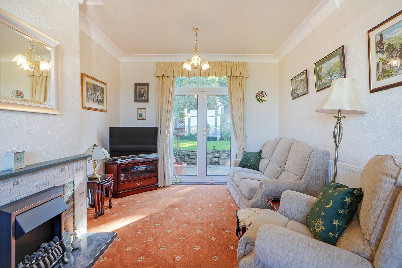 Semi Detached House for sale in Sheffield, 15 St Aidans Road, Sheffield, S2 2NG