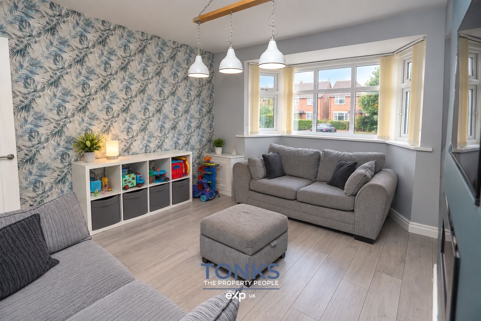 Semi Detached House for sale in Dudley, Crabourne Road, Dudley, DY2 0EH