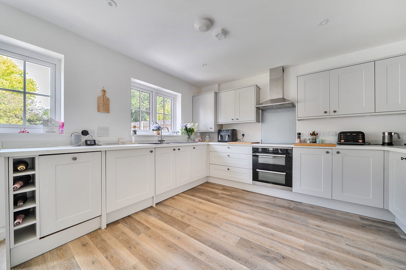 Semi Detached House for sale in Ramsgate, Bakers Field, Cliffsend, Ramsgate
