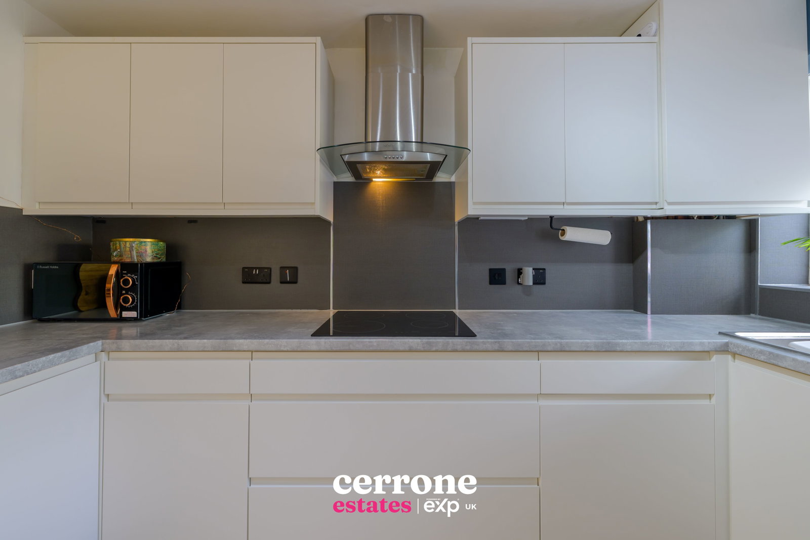 Terraced House for sale in Bromsgrove, Birmingham road, Bromsgrove, B61 0DR, 775 m²