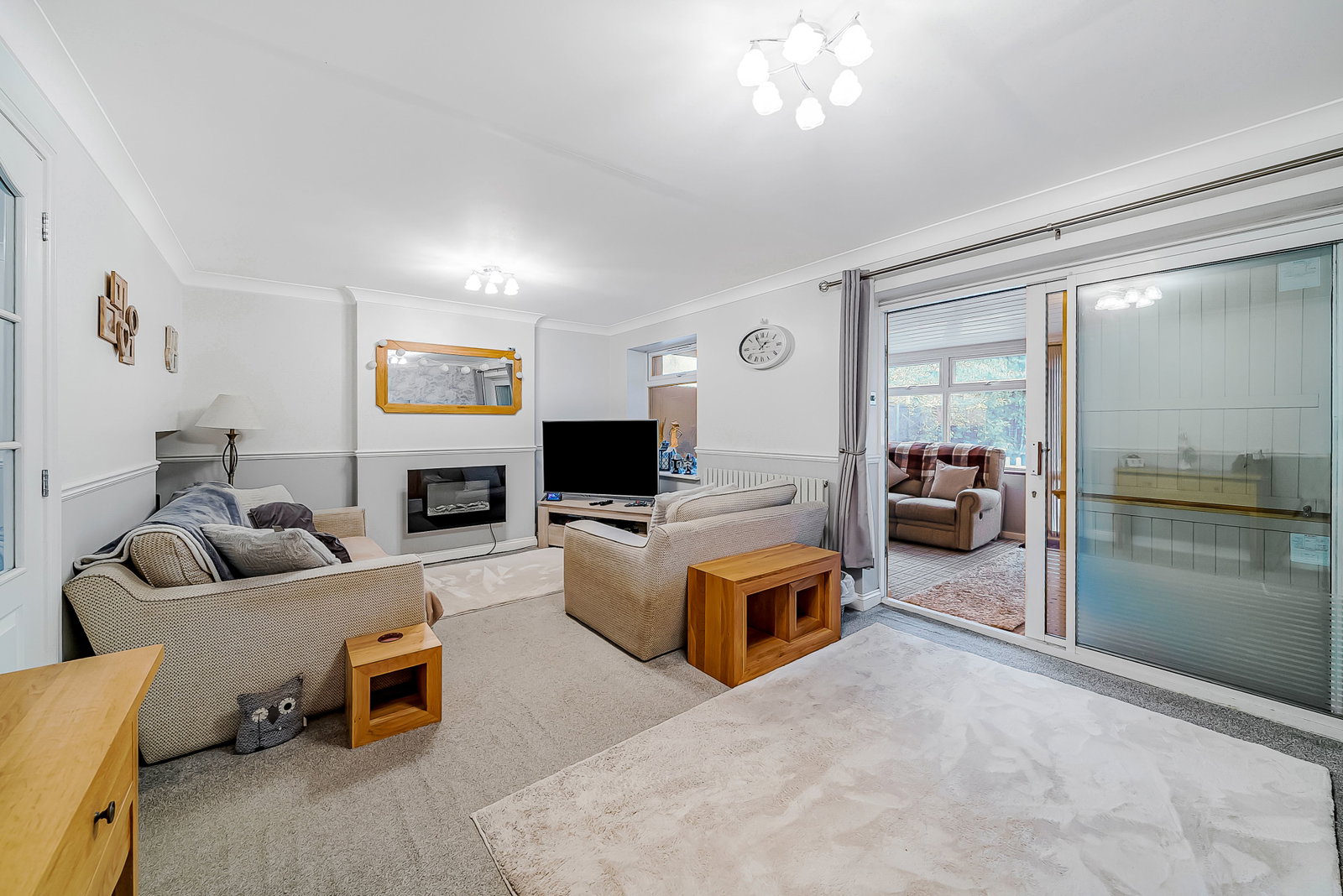 Terraced House for sale in Hemel Hempstead, Vicarage Close, Boxmoor, Hemel Hempstead, HP1, 1201 m²