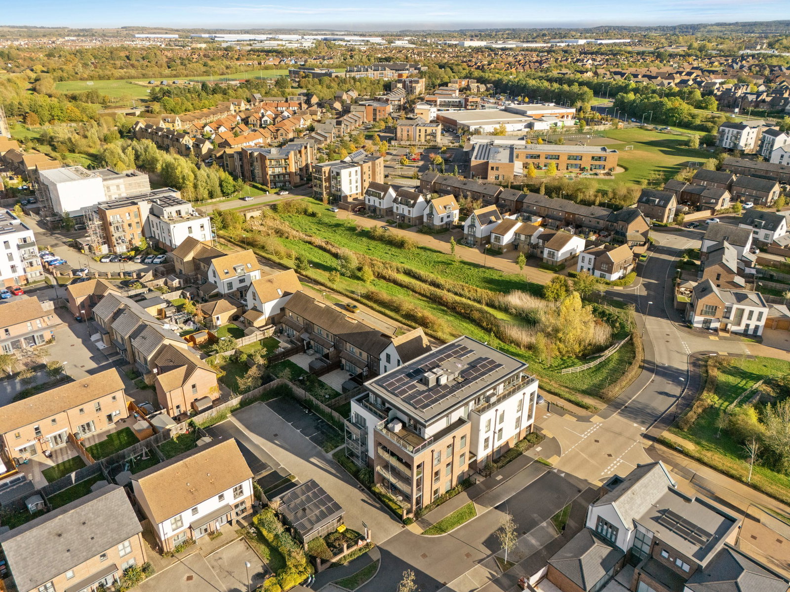 Apartment for sale in Milton Keynes, Harvard Way, Milton Keynes, MK10 9TF, 502 m²