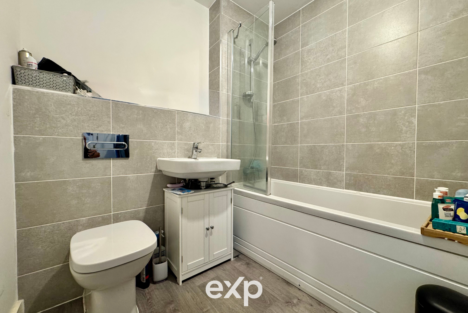 Apartment for sale in Solihull, Lotus House, Elm Road, Blythe Valley, Shirley, 506 m²