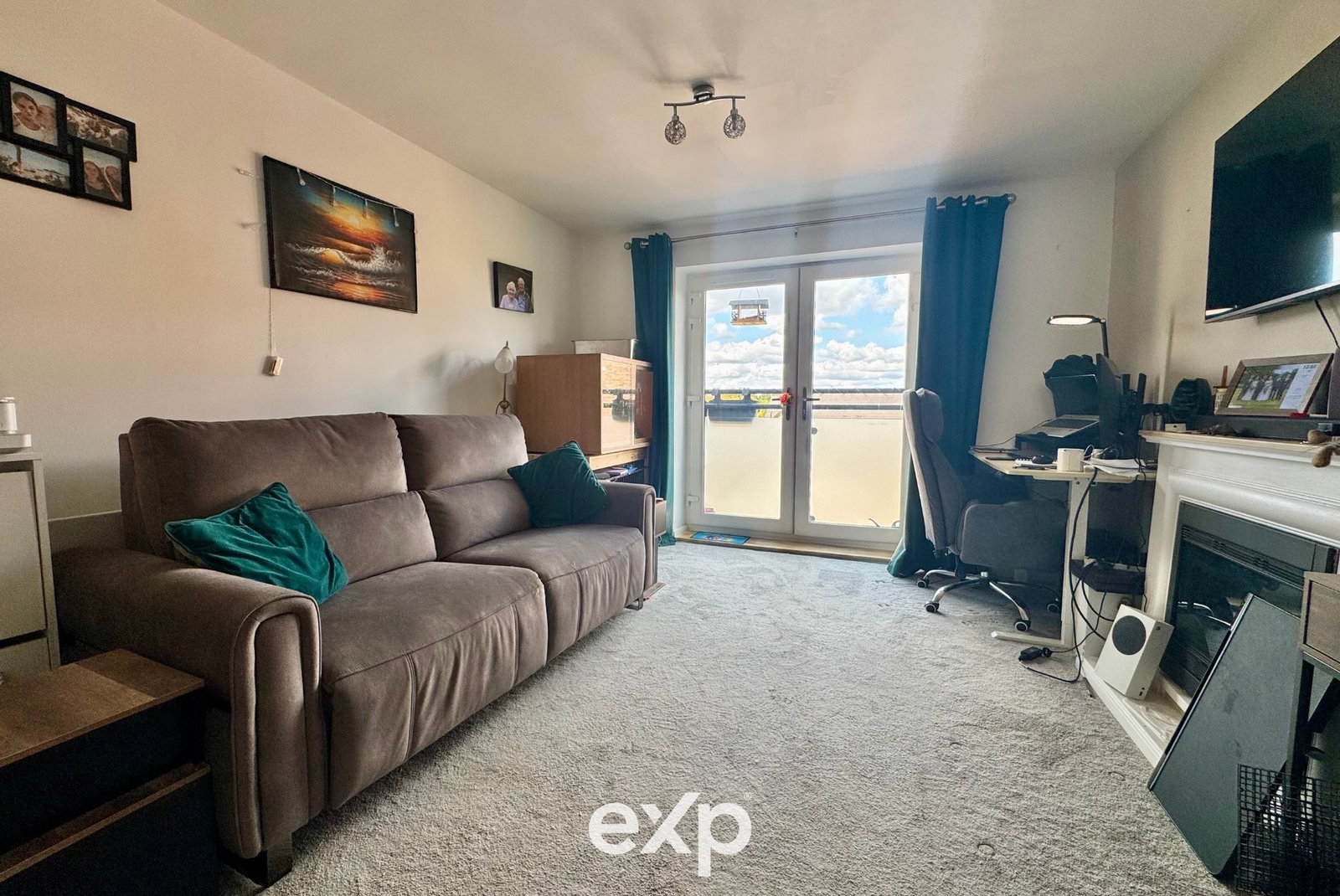 Apartment for sale in Solihull, Lotus House, Elm Road, Blythe Valley, Shirley, 506 m²