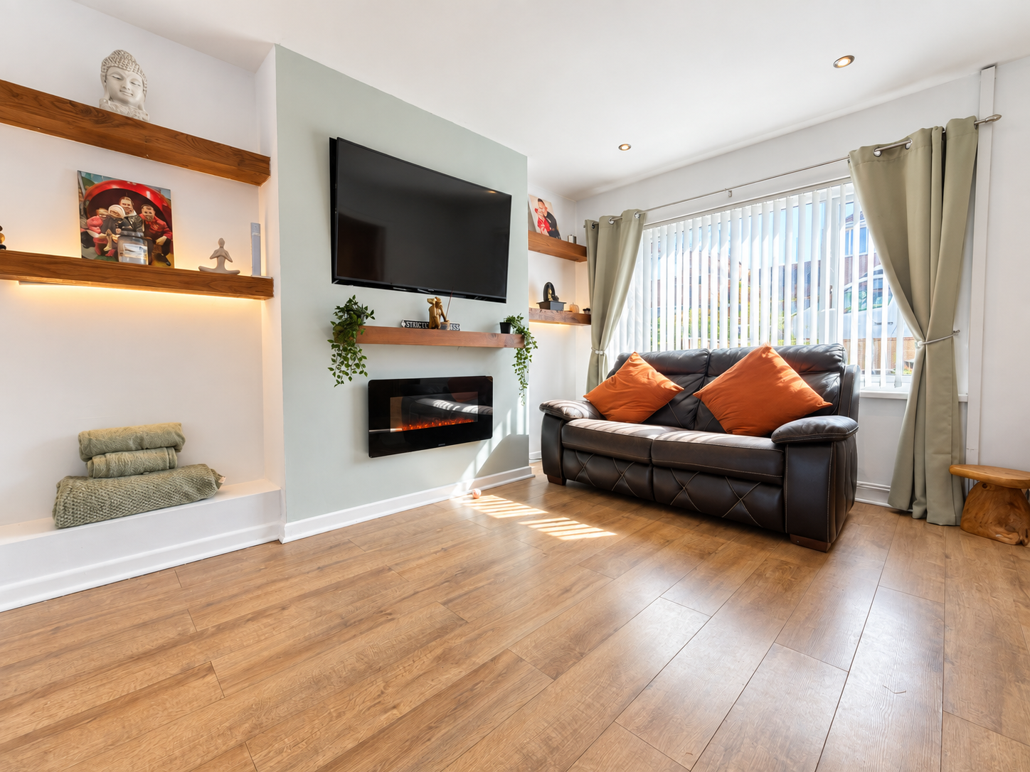 Semi Detached House for sale in Swansea, Cefn Llwyn, Bonymaen, Swansea