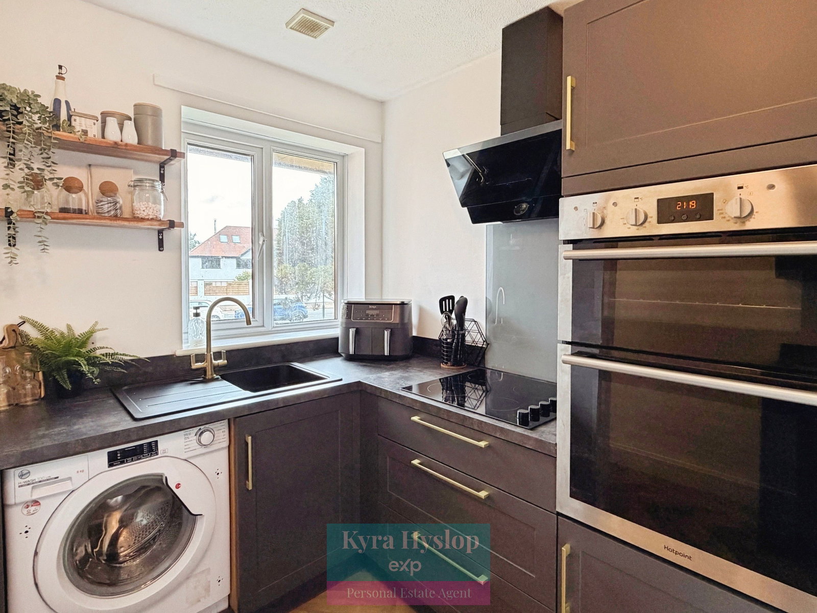 Flat for sale in Exmouth, Hulham Road, Exmouth, EX8 4RA