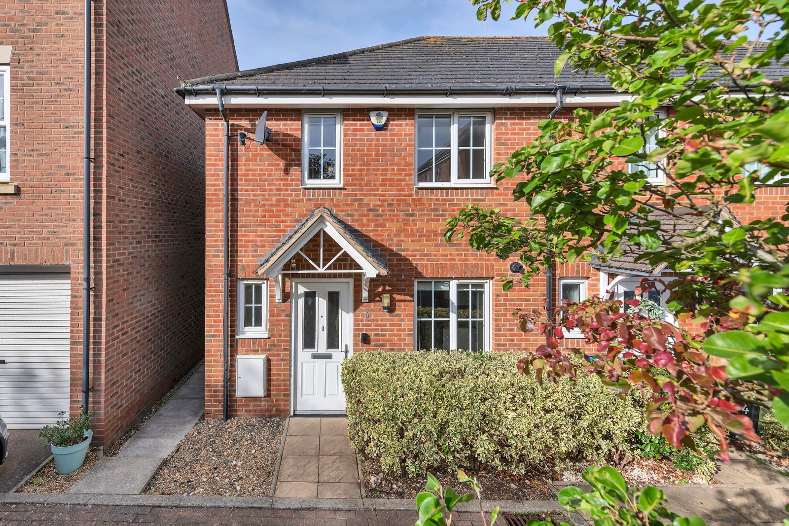 End Of Terrace House for sale in Milton Keynes, Lydbrook Lane, Woburn Sands