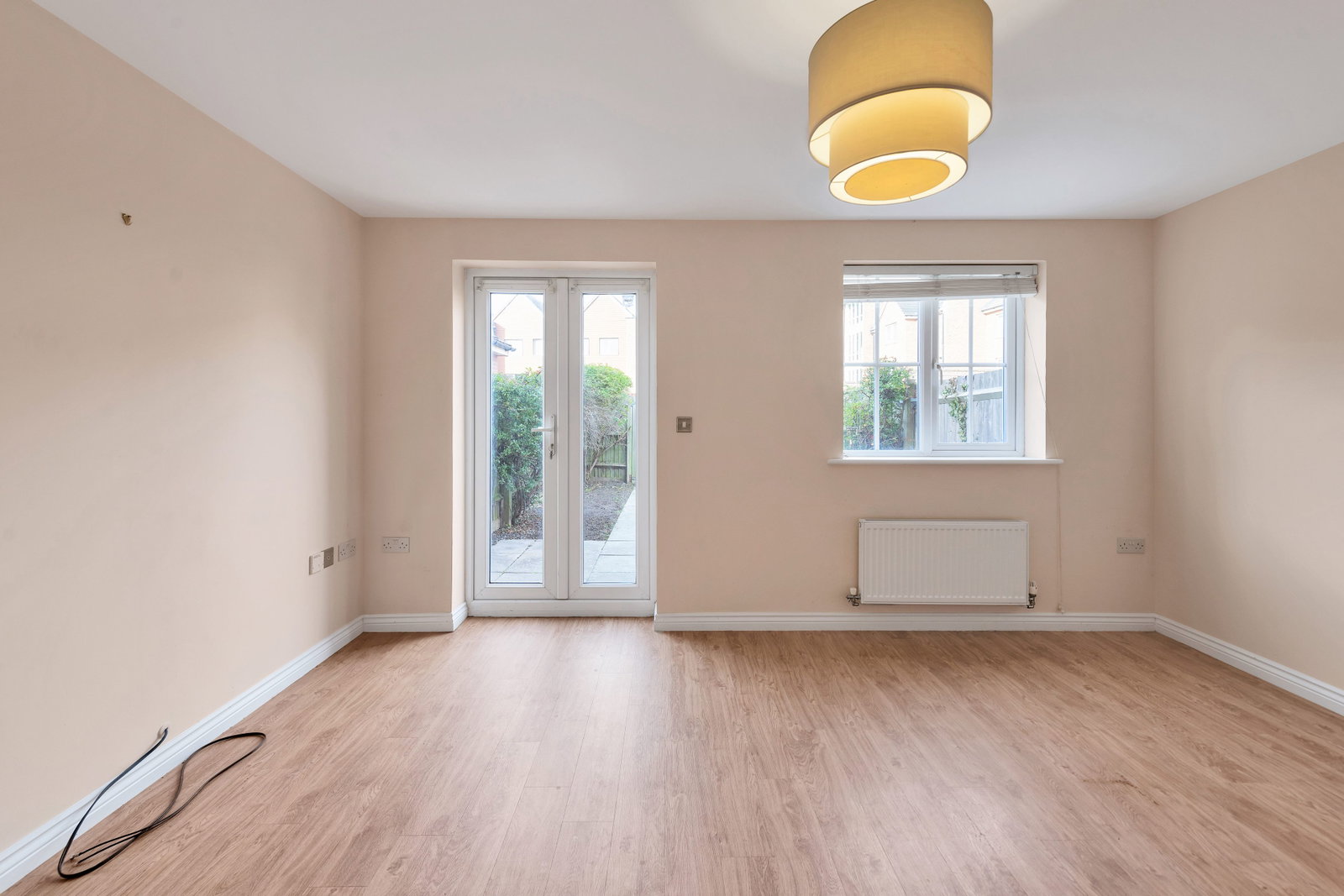 End Of Terrace House for sale in Milton Keynes, Lydbrook Lane, Woburn Sands