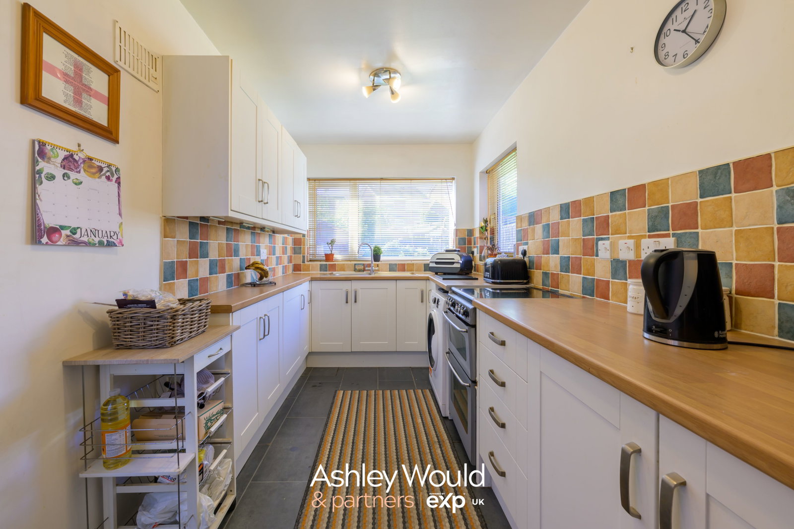 Semi Detached House for sale in Halesowen, Wythall Road, Halesowen, B63 4QR