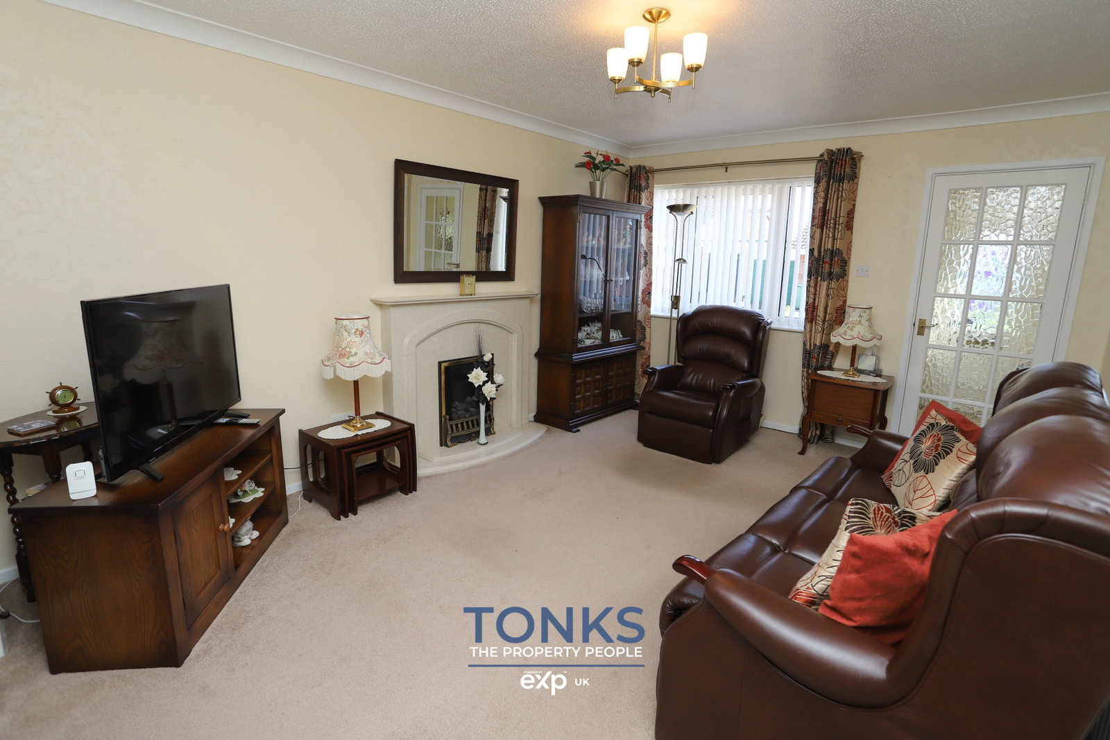 Semi Detached Bungalow for sale in Halesowen, Lombardy Croft, Halesowen, B62 9DQ