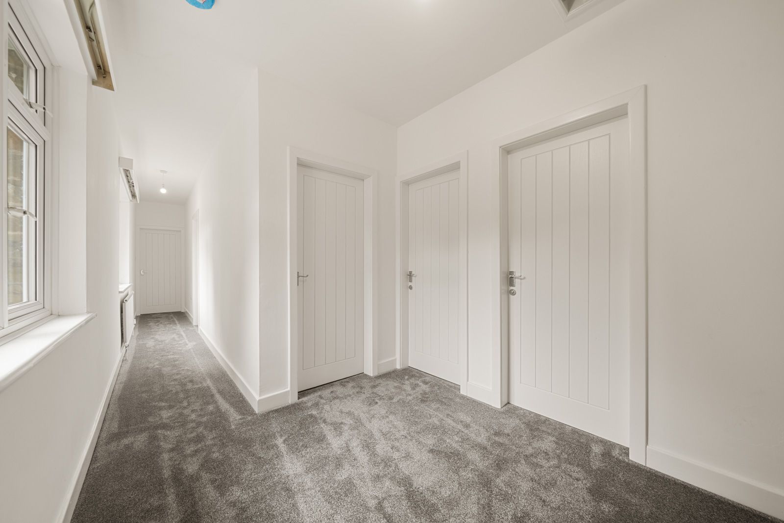 Detached House for sale in Huddersfield, 1A Halifax Road, Huddersfield, HD3 3AJ