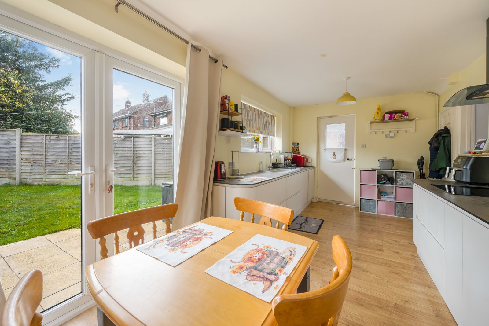 Semi Detached House for sale in Grantham, Christchurch Road in Grantham, 860 m²