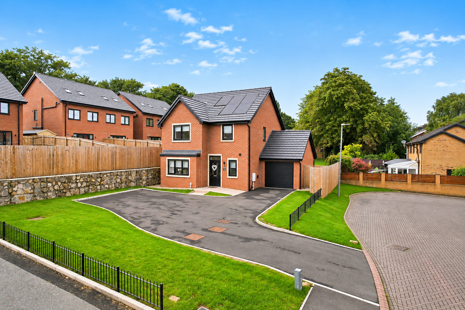 Detached House for sale in Darwen, Avondale Mews, Darwen, BB3 1LY, 1436 m²