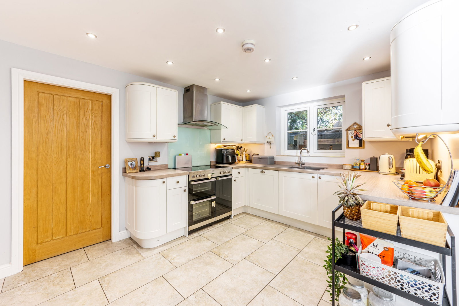 Detached House for sale in Tamworth, Courtyard Cottage, The Square, Elford, B79 9DB