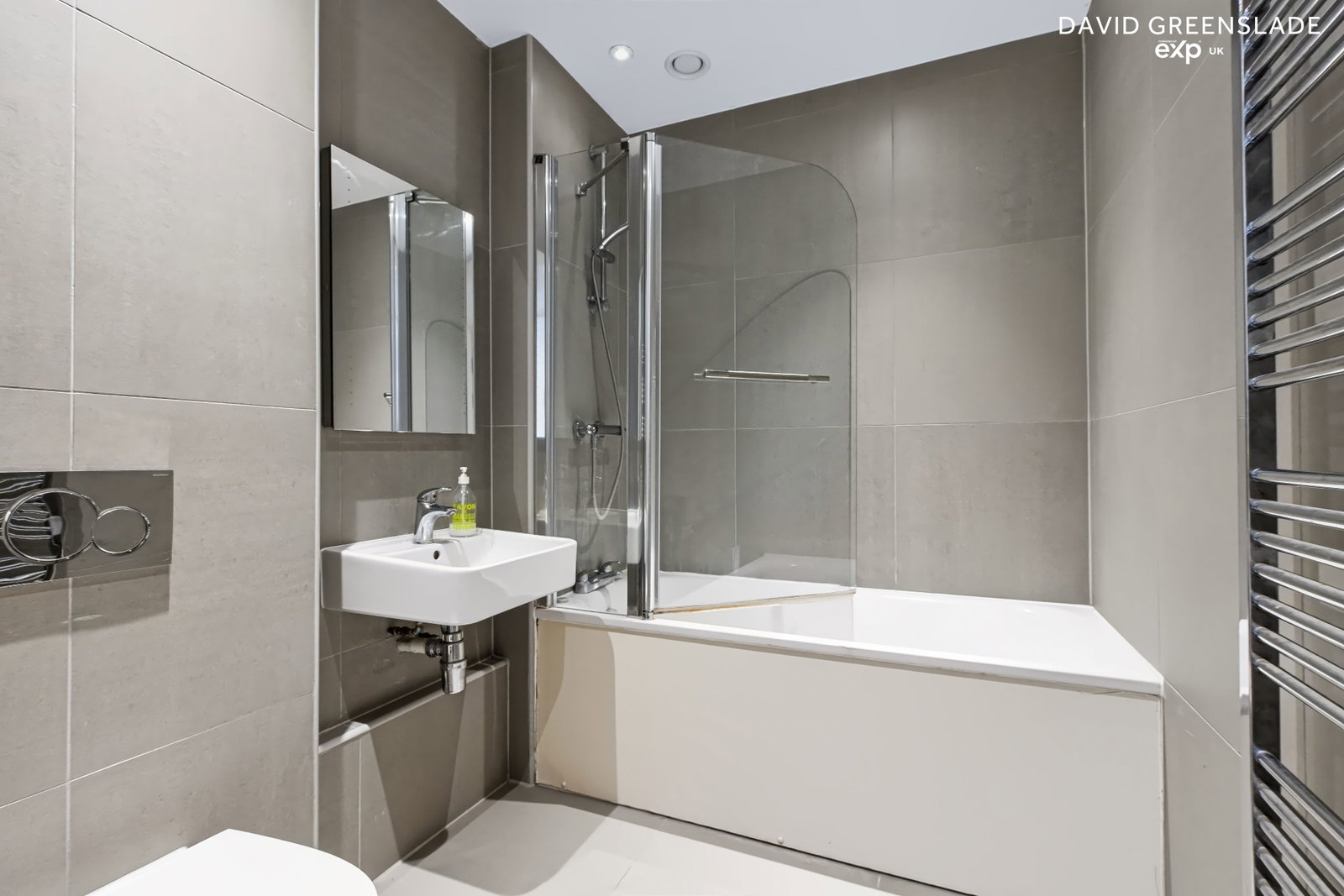 Apartment for sale in London, Barry Blandford Way, E3