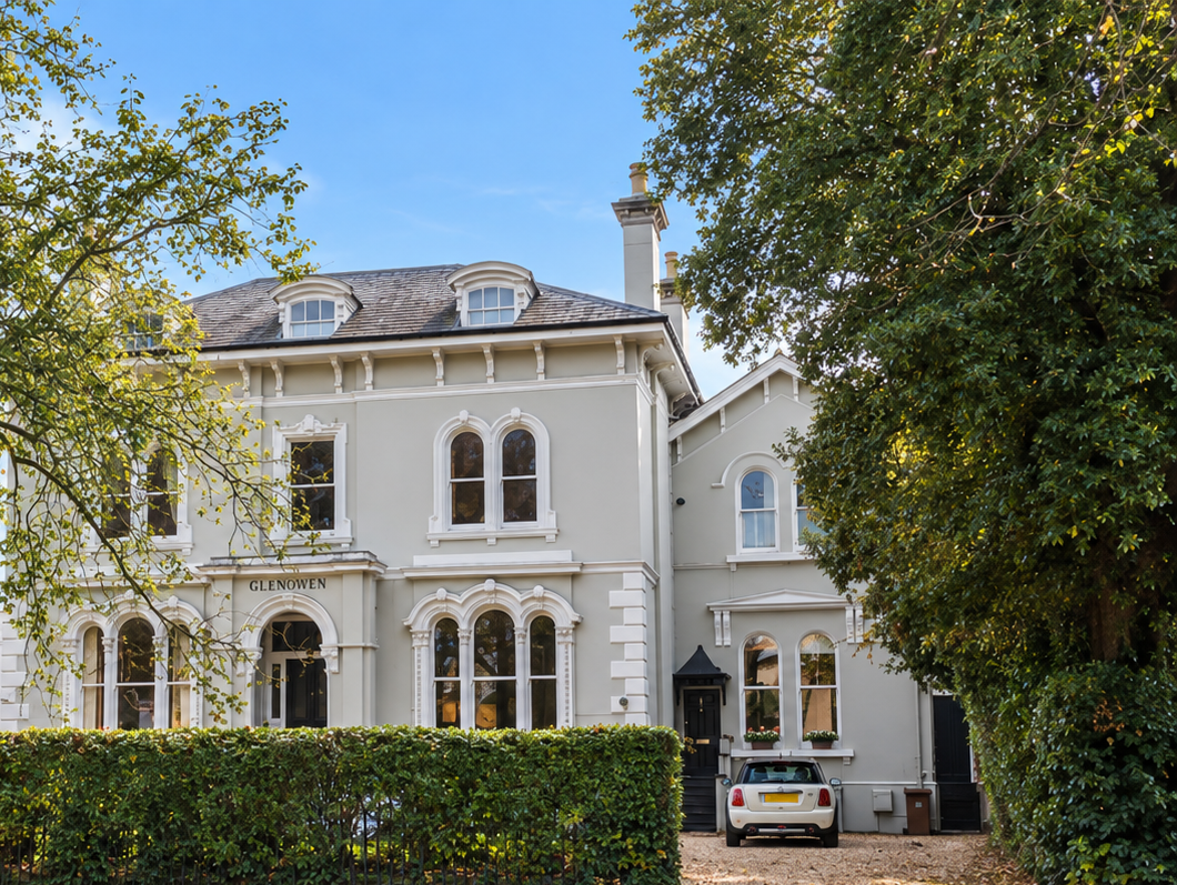 Flat for sale in Cheltenham, Lansdown Road, Cheltenham, GL50 2JA