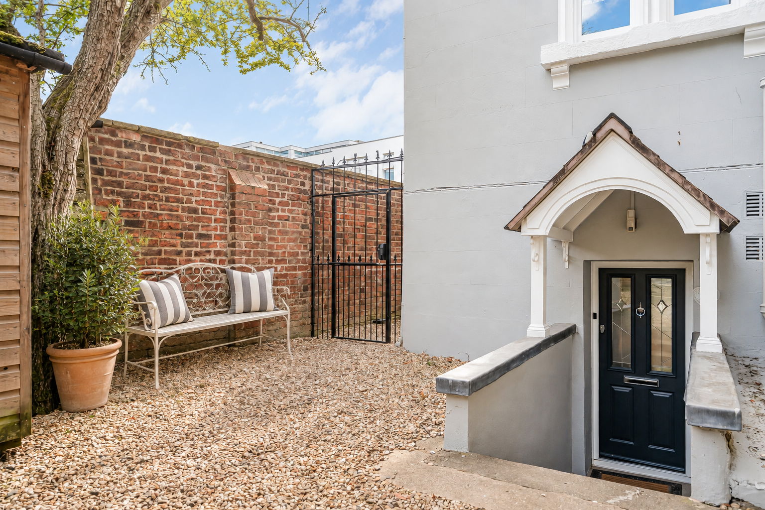 Flat for sale in Cheltenham, Lansdown Road, Cheltenham, GL50 2JA