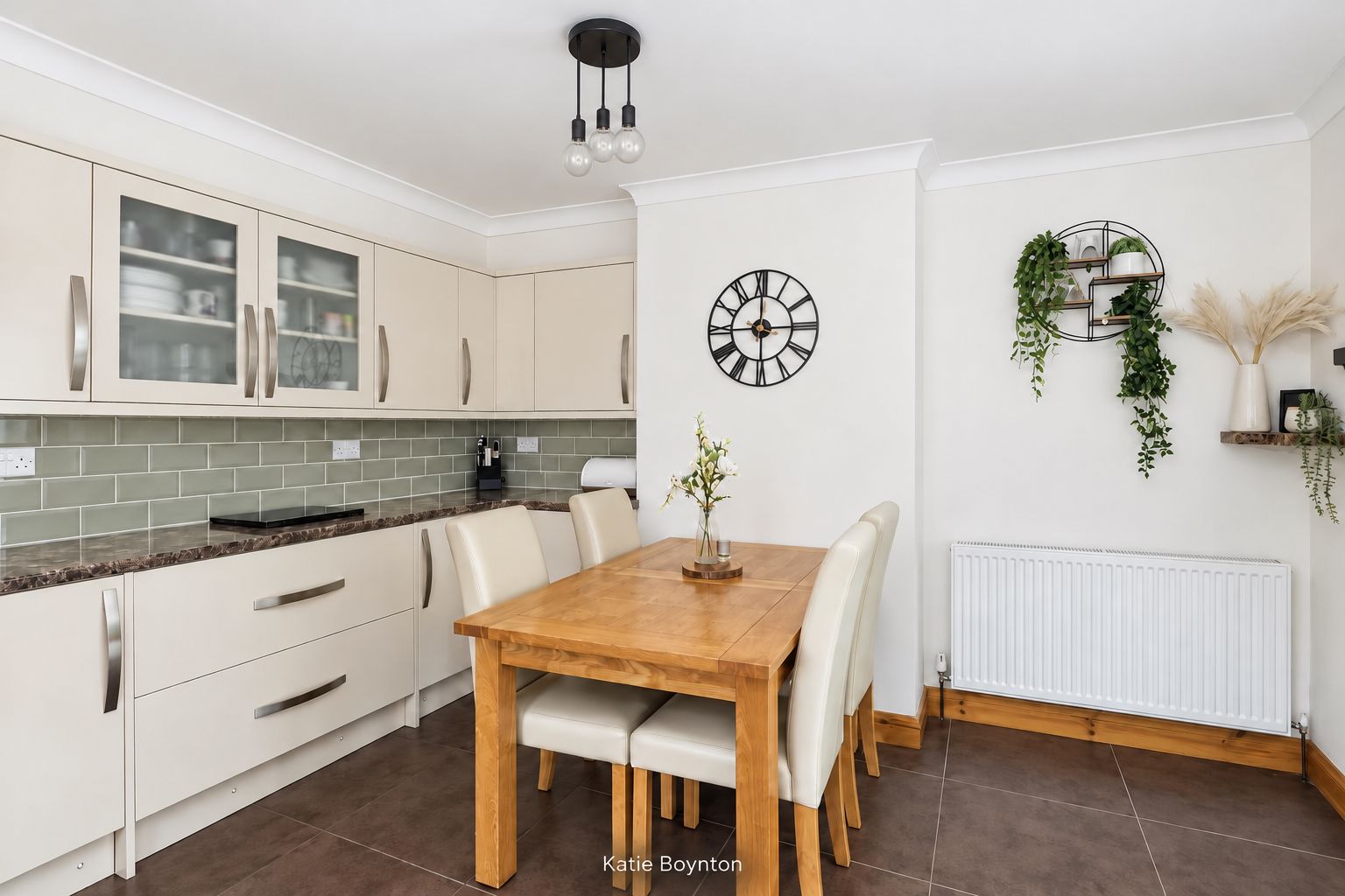Semi Detached House for sale in York, Highthorn Road, York, YO31 9HE, 1103 m²