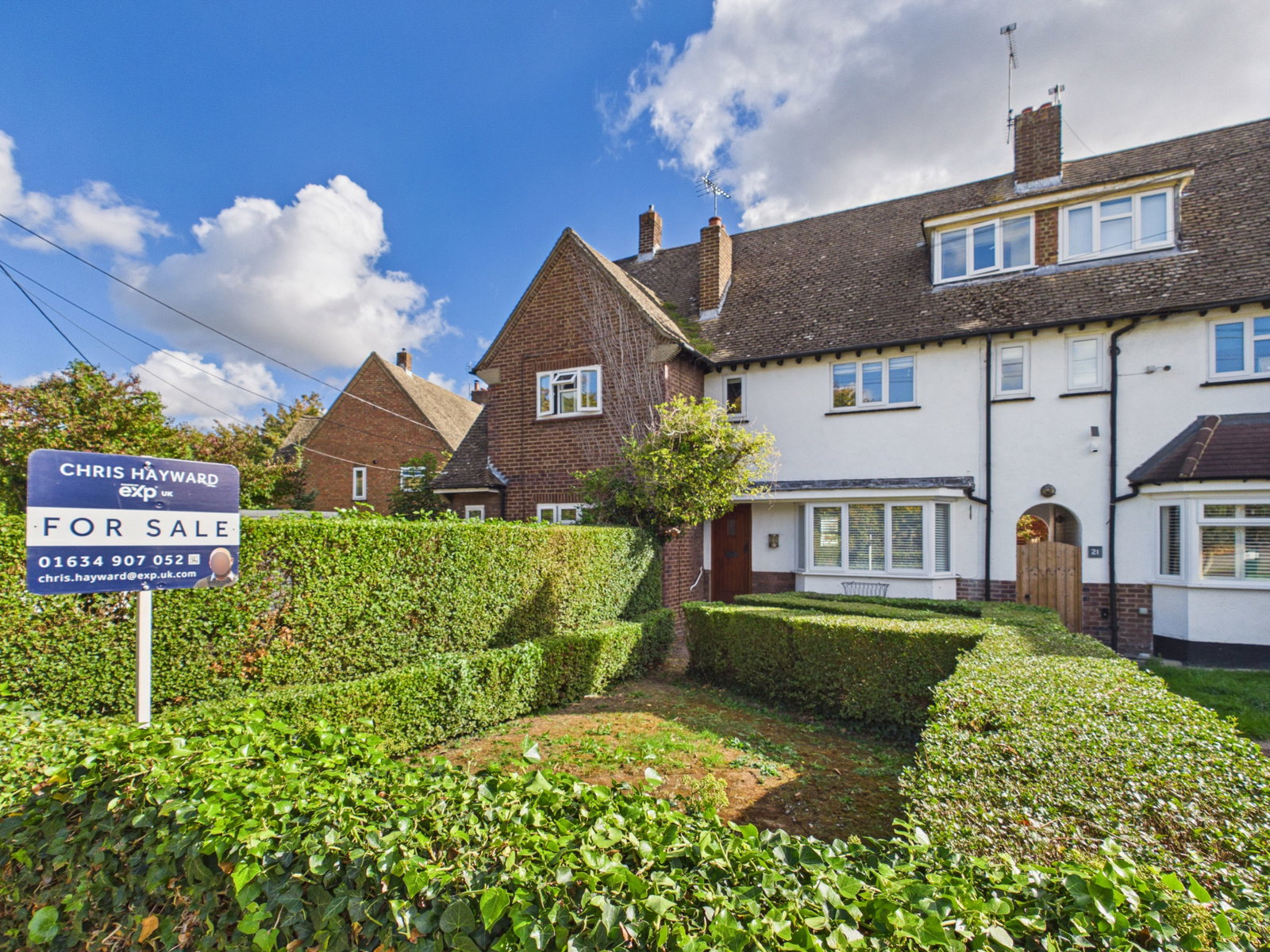 Terraced House for sale in Rochester, The Street, Upper Halling, Rochester, ME2