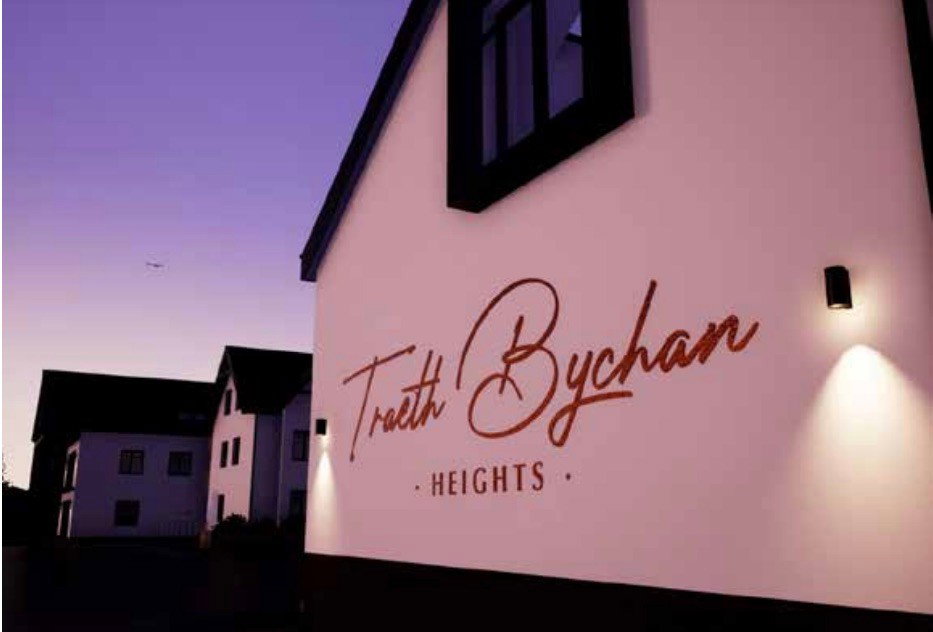 Flat for sale in Marianglas, APTS 4 -  Glynllifon, Traeth Bychan, LL73