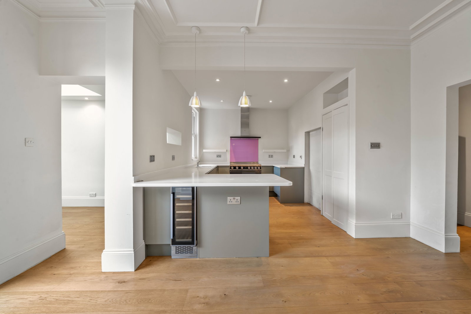 Semi Detached House for sale in Twickenham, Cassilis Road, Twickenham