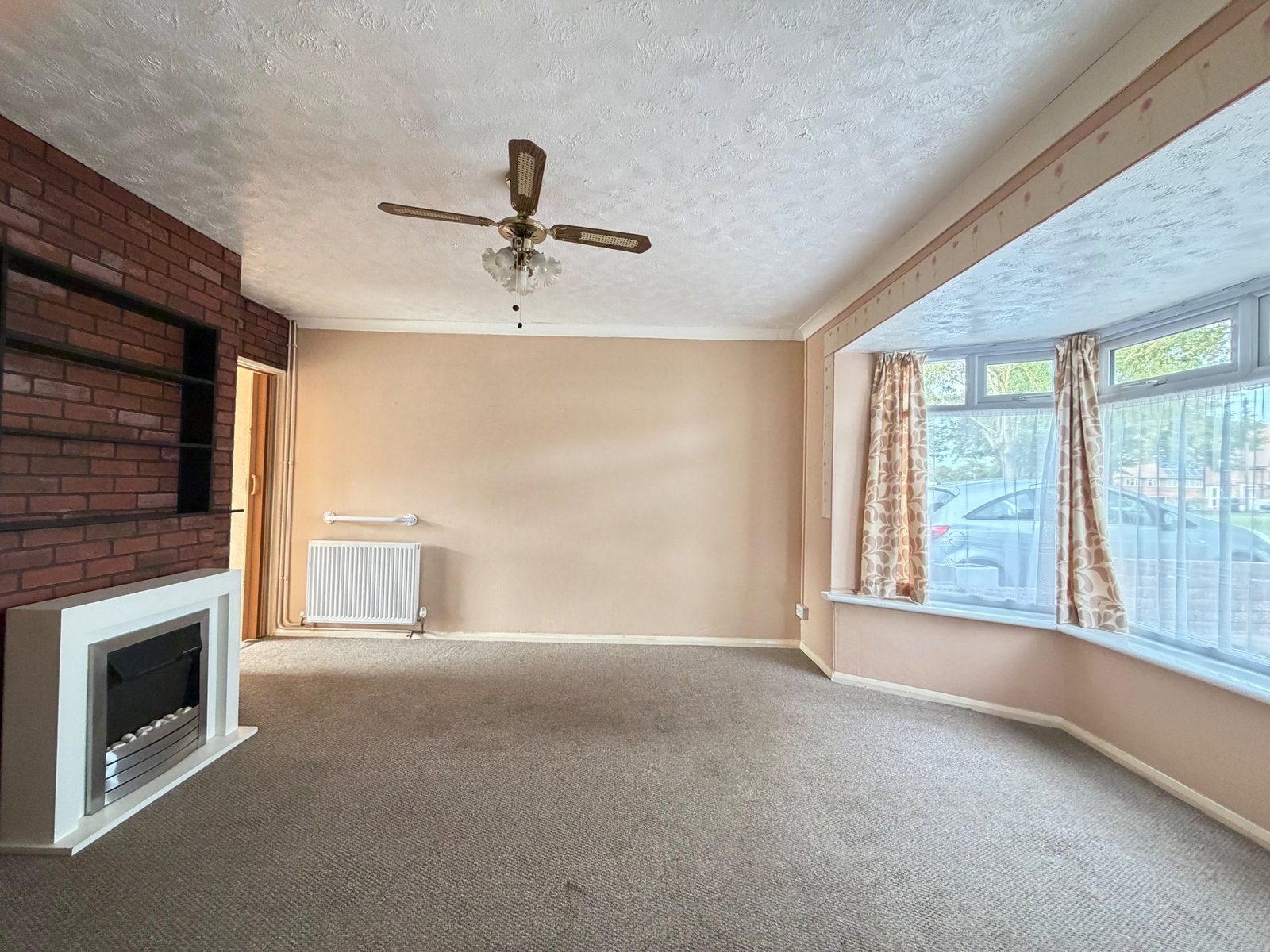 Semi Detached House for sale in Margate, Yoakley Square, Margate, CT9 4BA