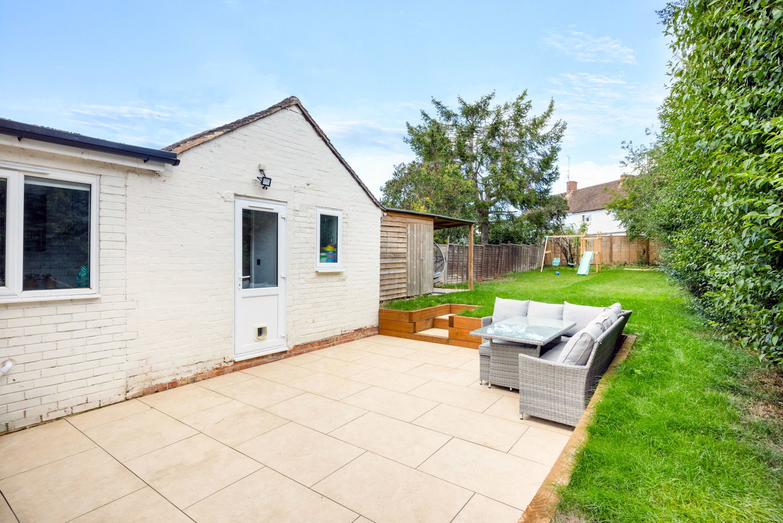End Of Terrace House for sale in Cheltenham, Oak Avenue, Charlton Kings, Cheltenham, GL52 6JG