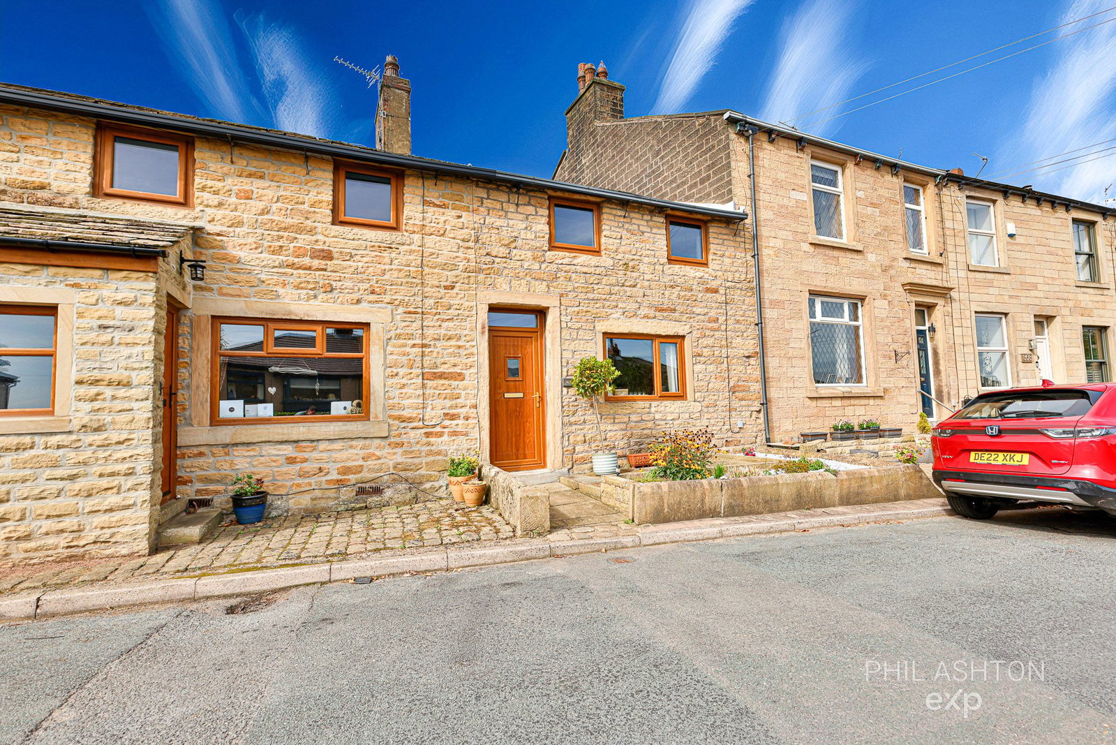 Cottage for sale in Burnley, Wheatley Lane Road, Fence, Burnley, BB12 9QA