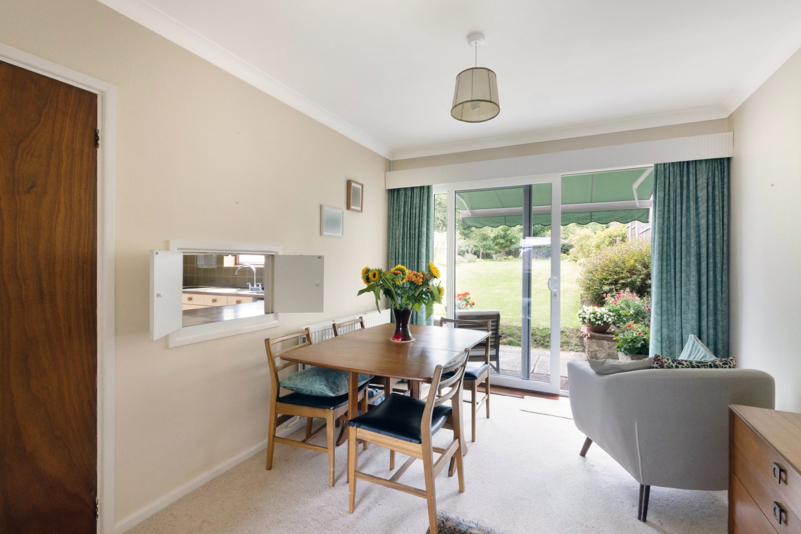 Semi Detached House for sale in Cheltenham, Ravensgate Road, Charlton Kings, Cheltenham, GL53 8NS