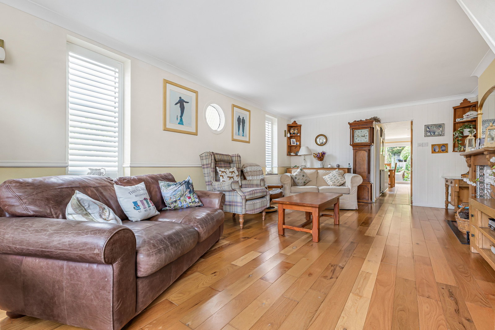 Semi Detached House for sale in Sevenoaks, Kingswood Road, Dunton Green, Sevenoaks, 1203 m²