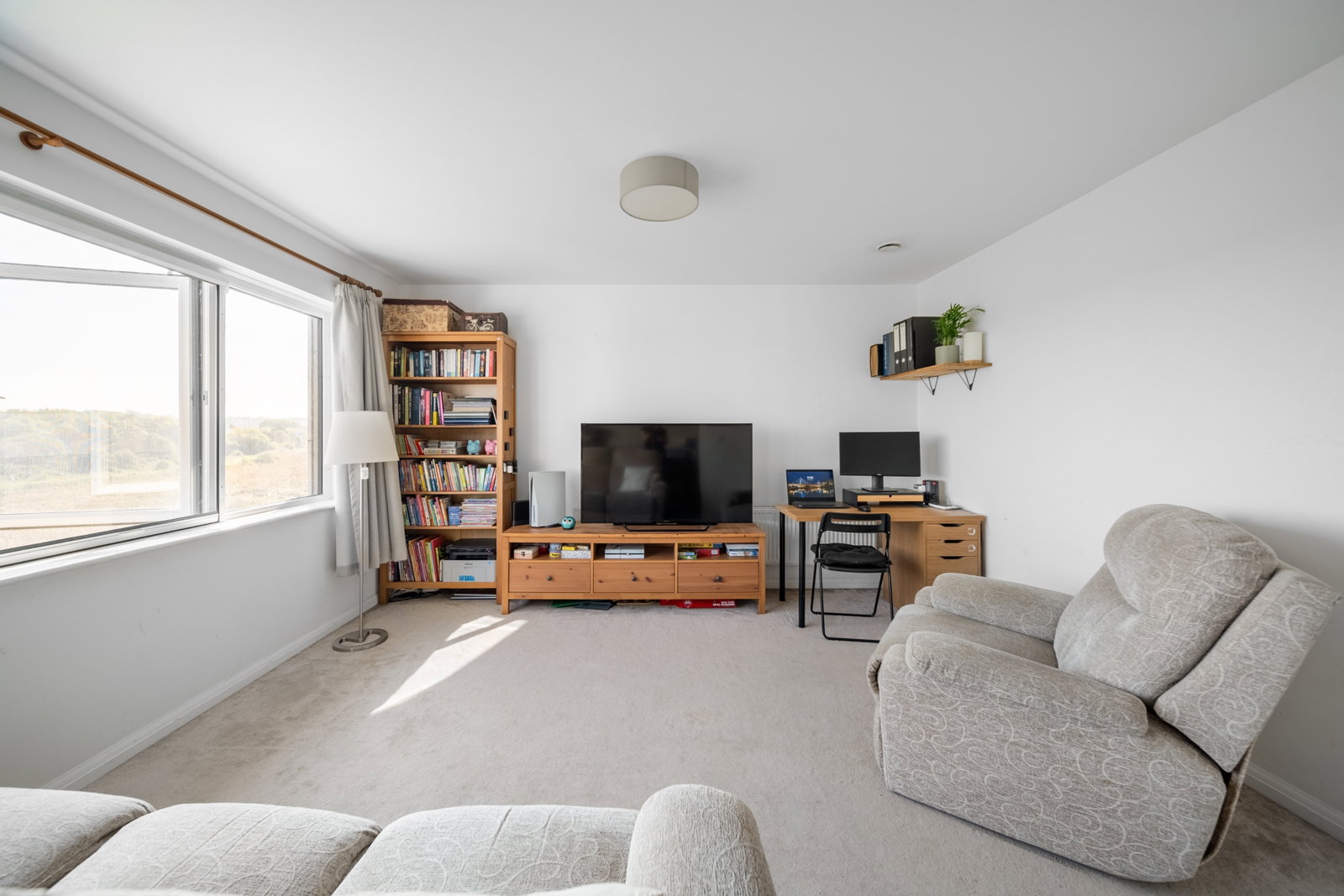 Apartment for sale in Dartford, Swallowtail House, 23, Riverside Wharf, Dartford, DA1 5TR, 739 m²