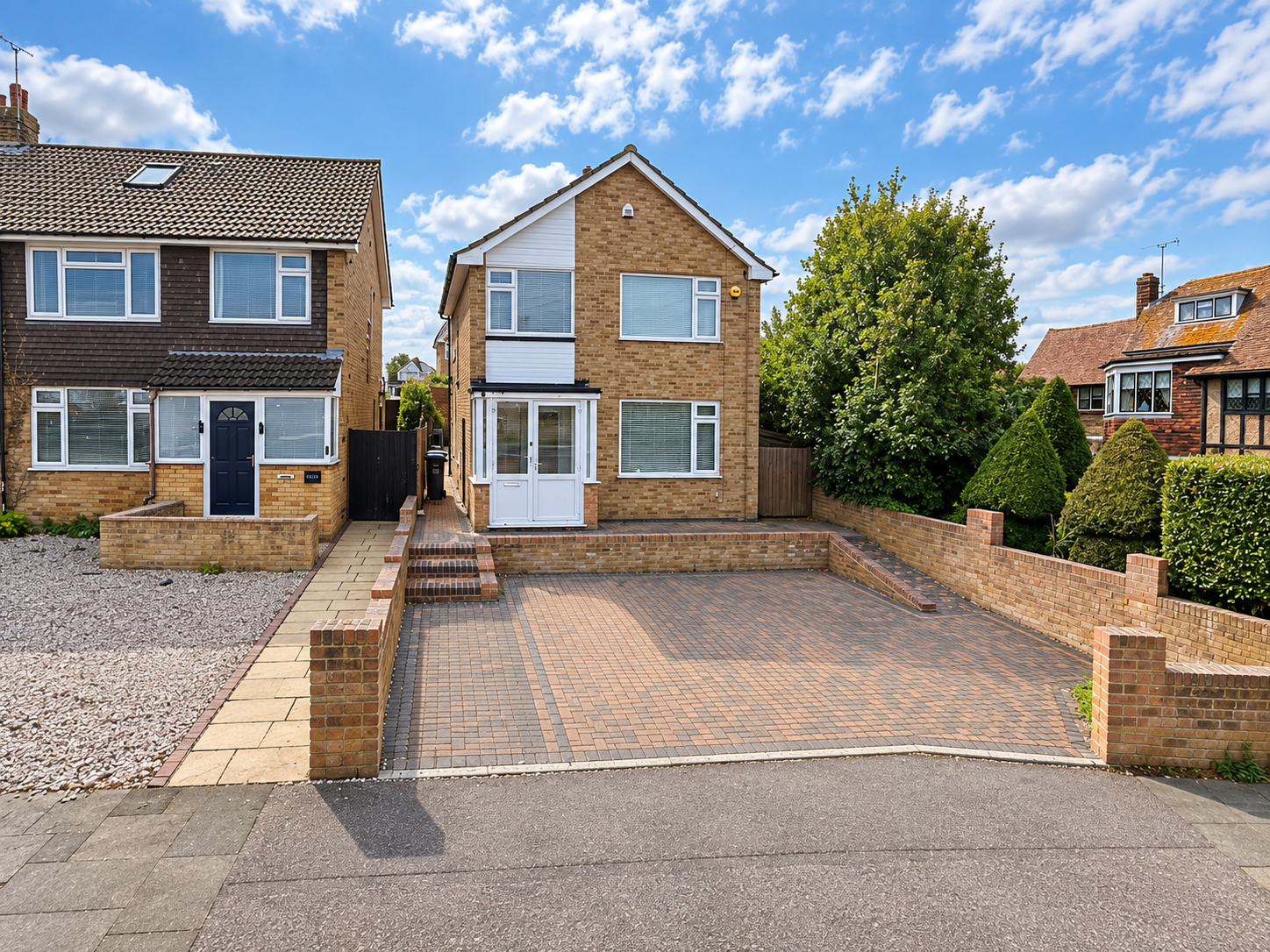 Detached House for sale in Margate, Canterbury Road, Margate, CT9 5JP, 1302 m²