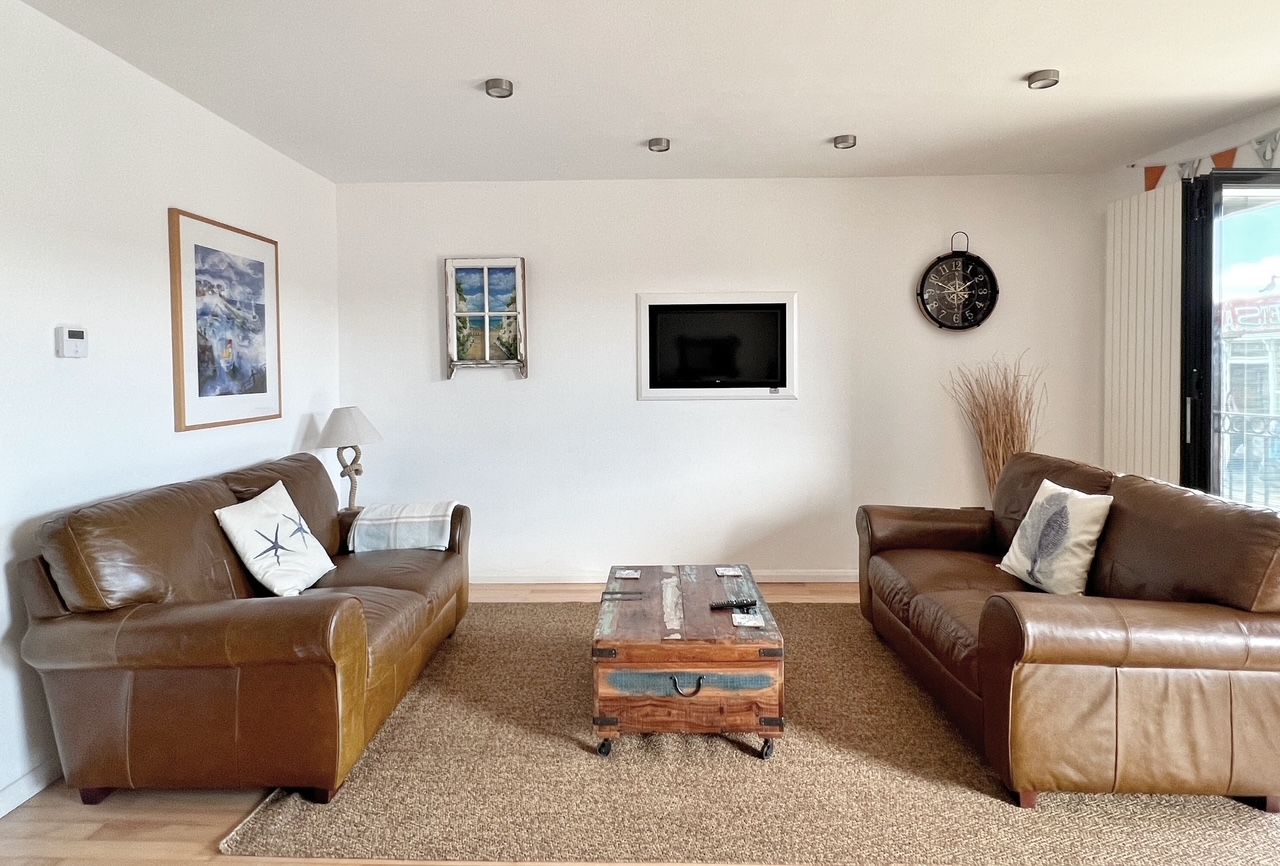 Flat for sale in Broadstairs, Harbour Street, Broadstairs, CT10 1EU