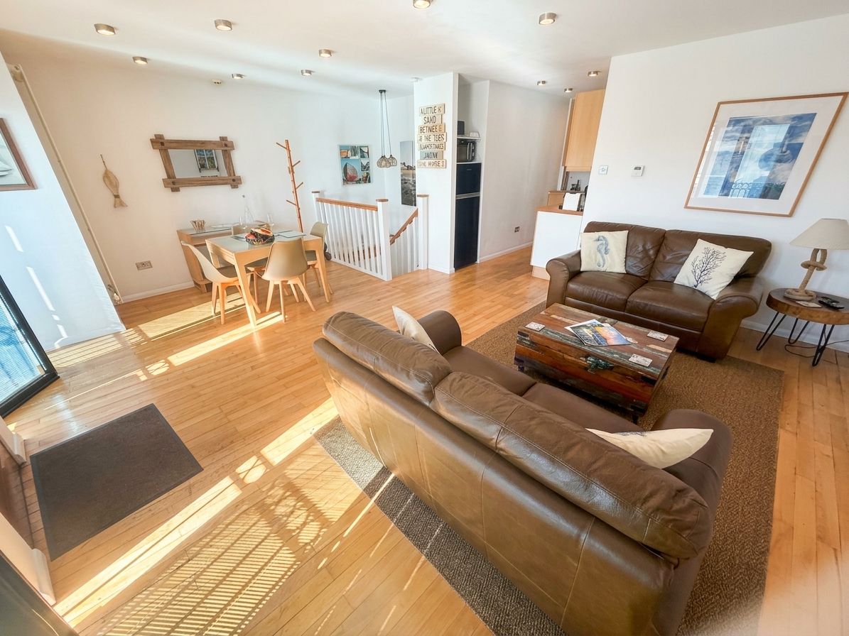 Flat for sale in Broadstairs, Harbour Street, Broadstairs, CT10 1EU