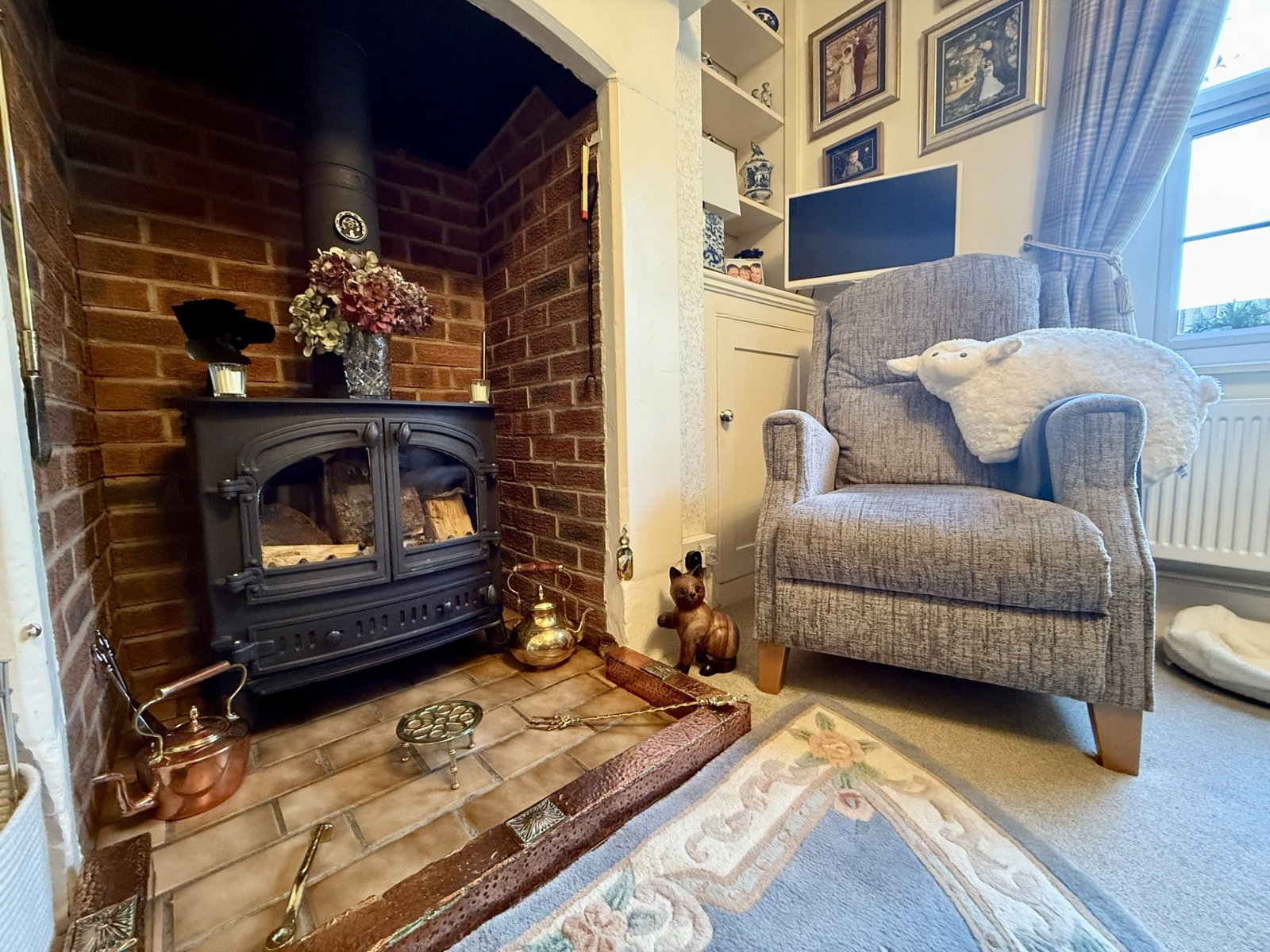 Semi Detached House for sale in Gloucester, Barbers Bridge, Gloucester, GL2 8DX, 1240 m²