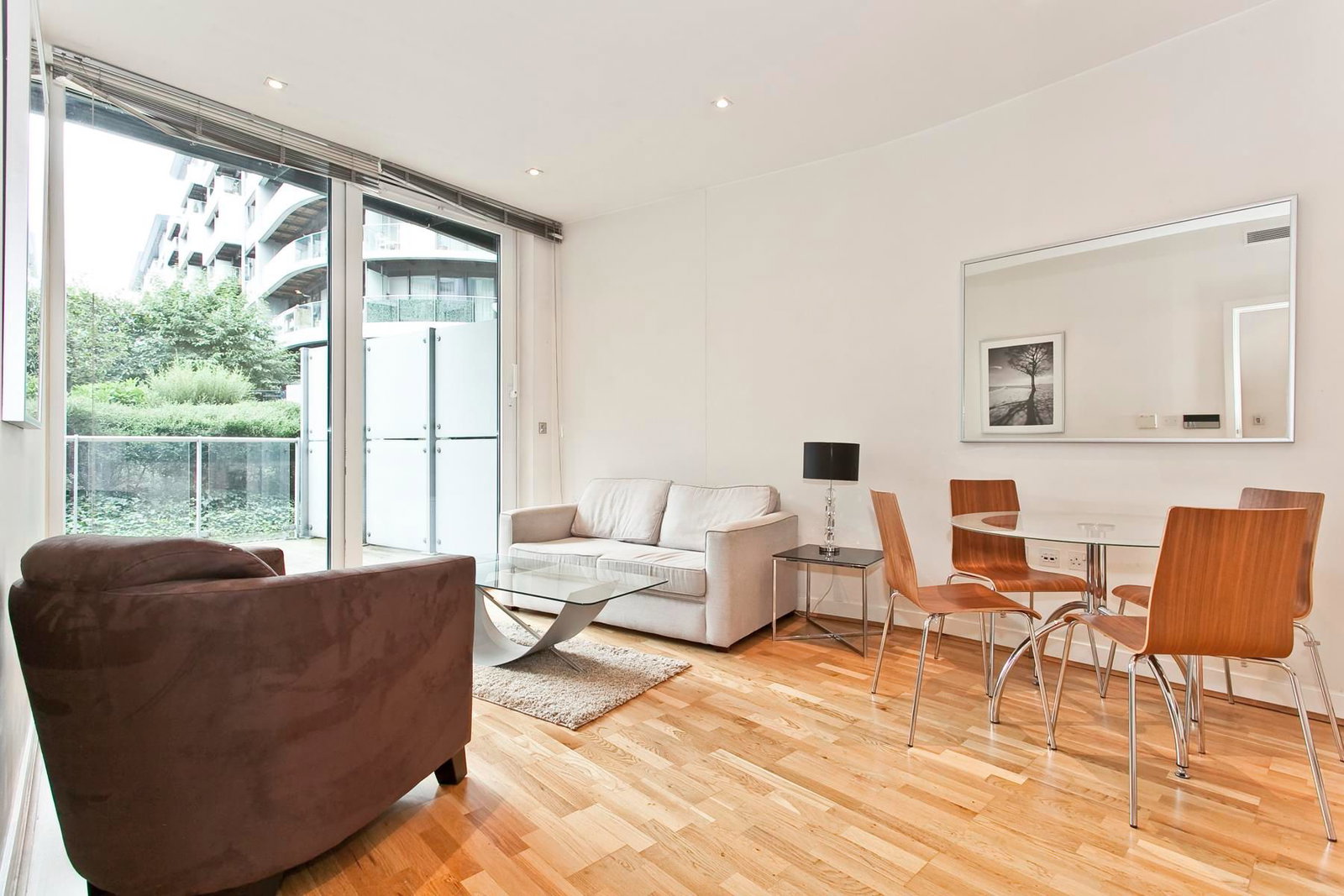Apartment for sale in London, Queenstown Road, London, SW11, 472 m²