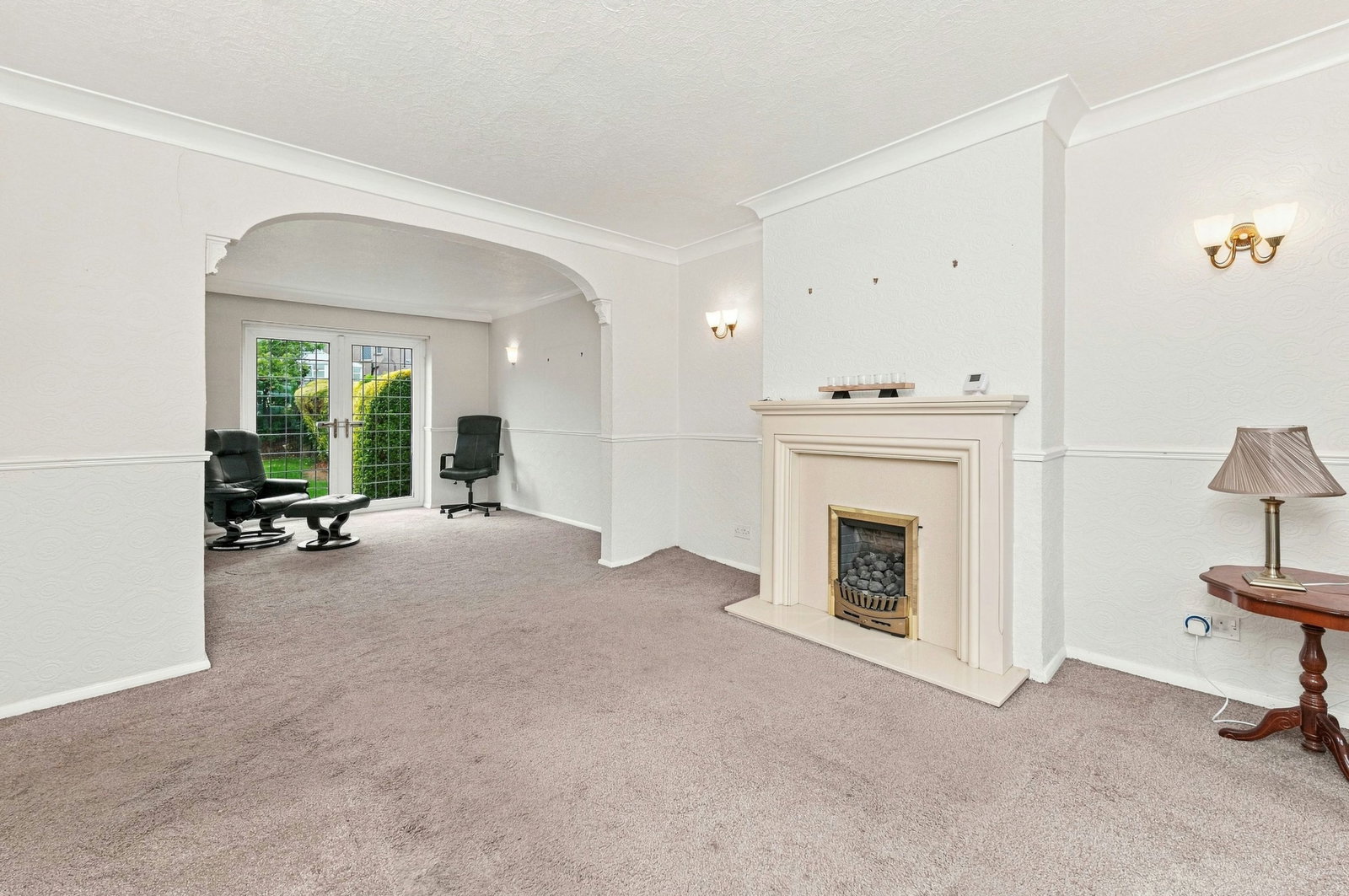 Semi Detached House for sale in Leeds, Ring Road, Halton, Leeds, LS15 7AE