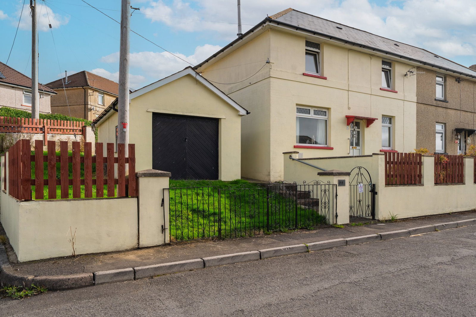 Semi Detached House for sale in Pontypool, Picton Road, Abersychan, Pontypool