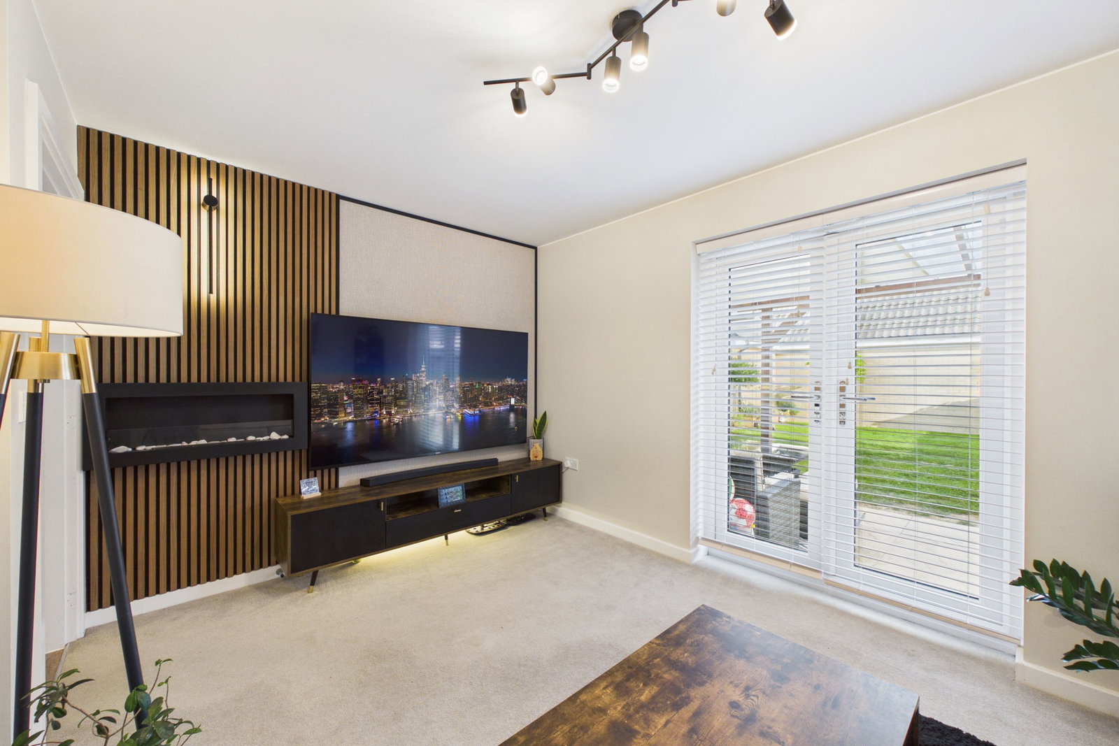 Detached House for sale in Attleborough, Halifax Close, Attleborough NR17, 1075 m²