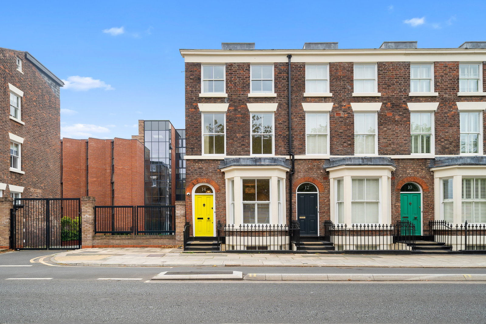End Of Terrace House for sale in Liverpool, Catharine Street, Georgian Quarter, 1936 m²