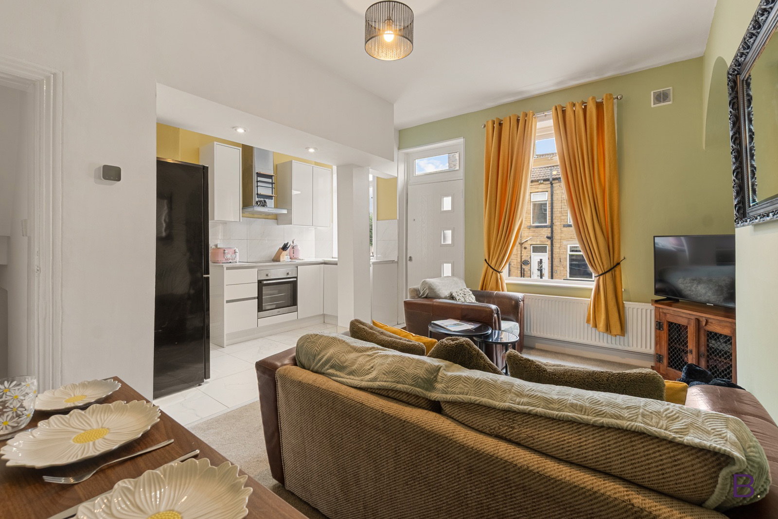 Terraced House for sale in Clayton, Pastureside Terrace East, Clayton, Bradford, BD14 6LP, 872 m²