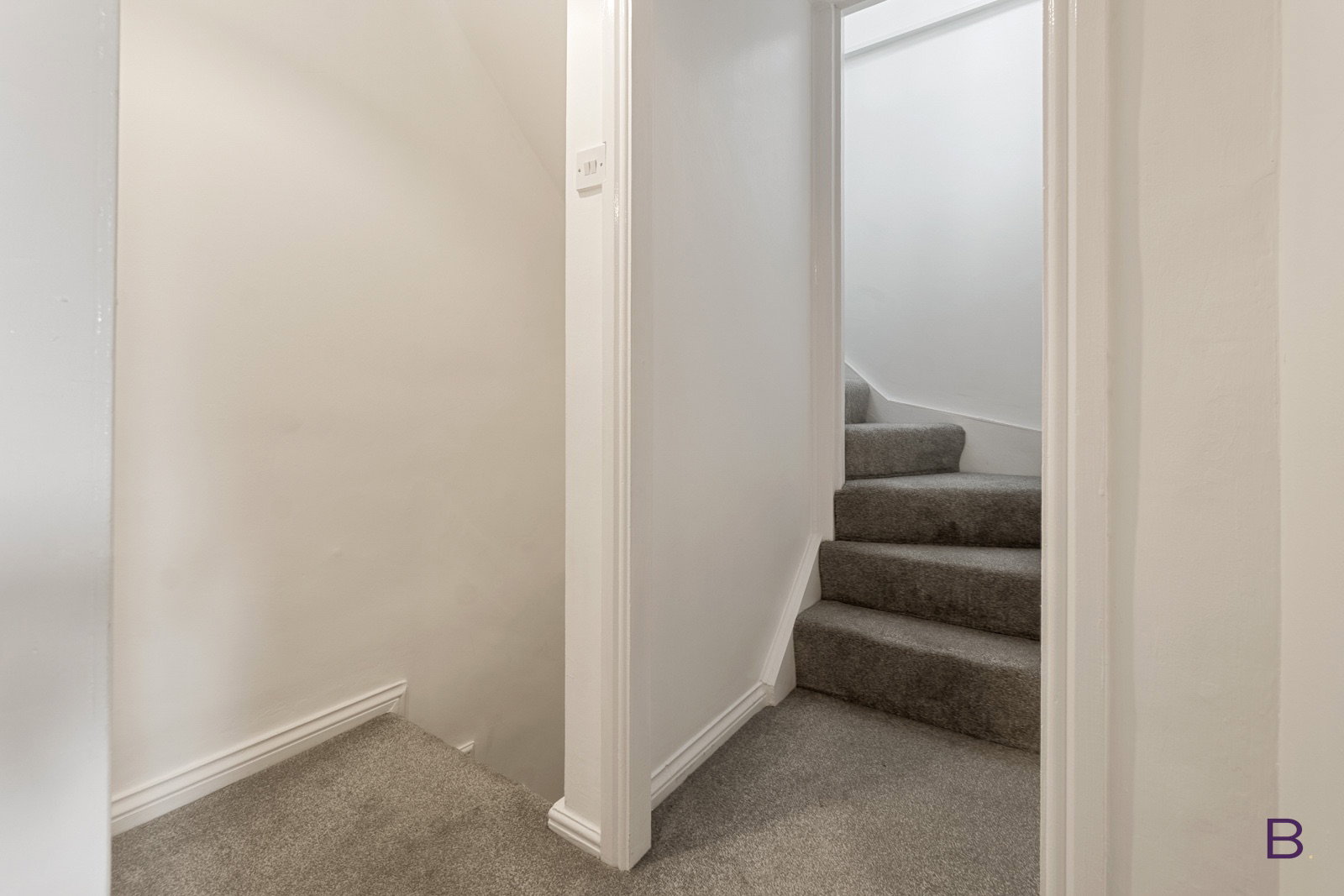 Terraced House for sale in Clayton, Pastureside Terrace East, Clayton, Bradford, BD14 6LP, 872 m²