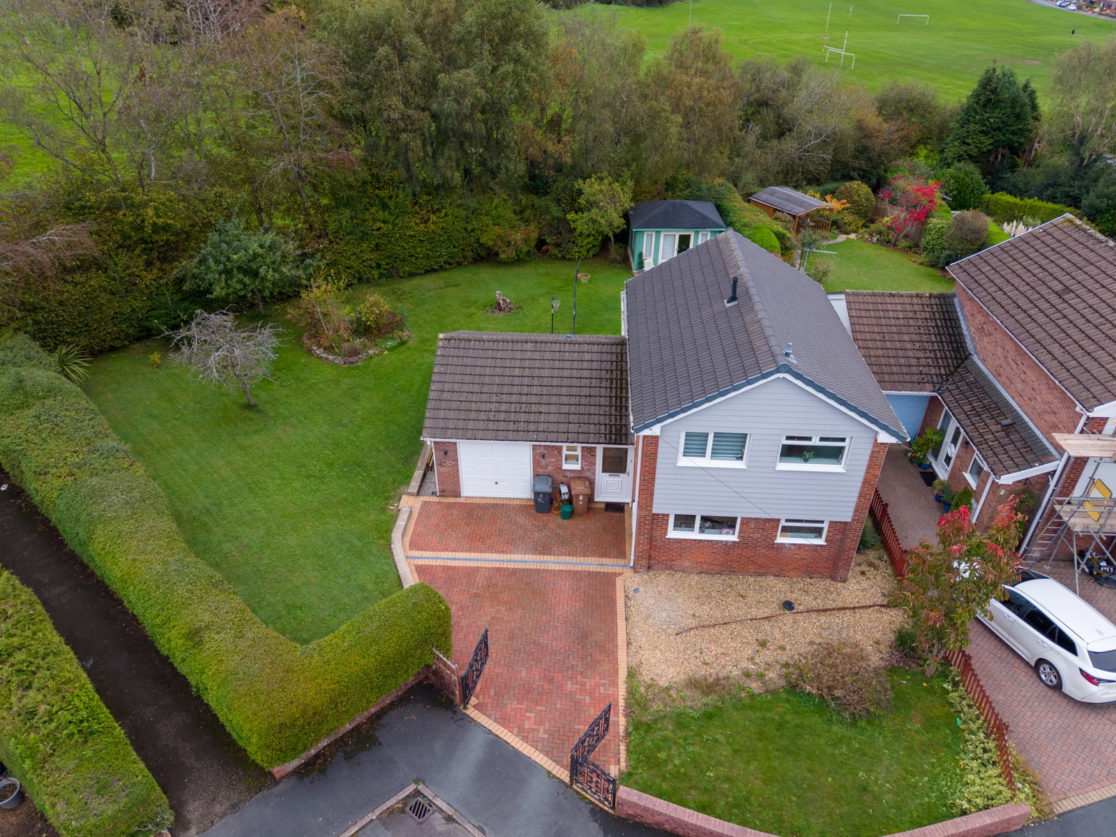 Detached House for sale in Blackwood, Shannon Close, Pontllanfraith, Blackwood, NP12 2FW