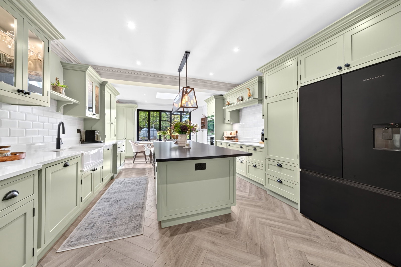 Detached House for sale in Radlett, Newlands Avenue, Radlett, WD7, 4720 m²