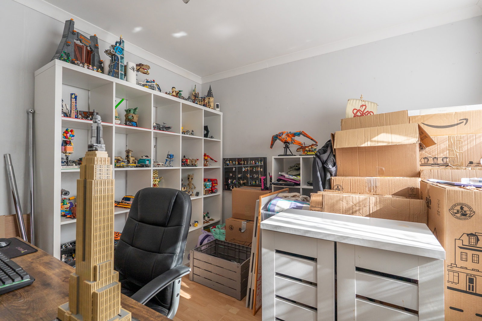 Terraced House for sale in Alton, Maltings Close, Alton, GU34 1DT, 1097 m²