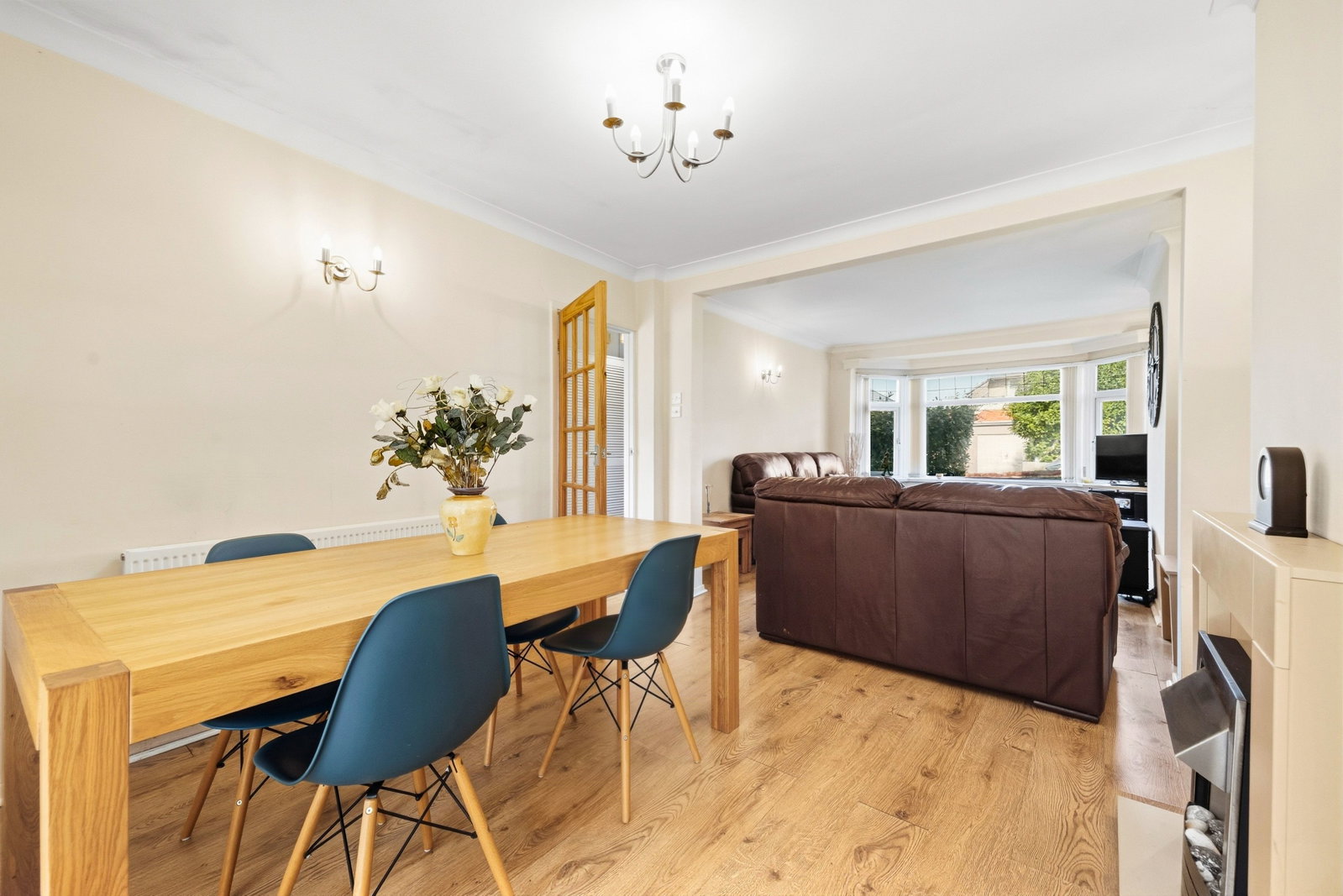 Detached House for sale in Swansea, Clyne Crescent, Mayals, Swansea, SA3 5HN, 1071 m²