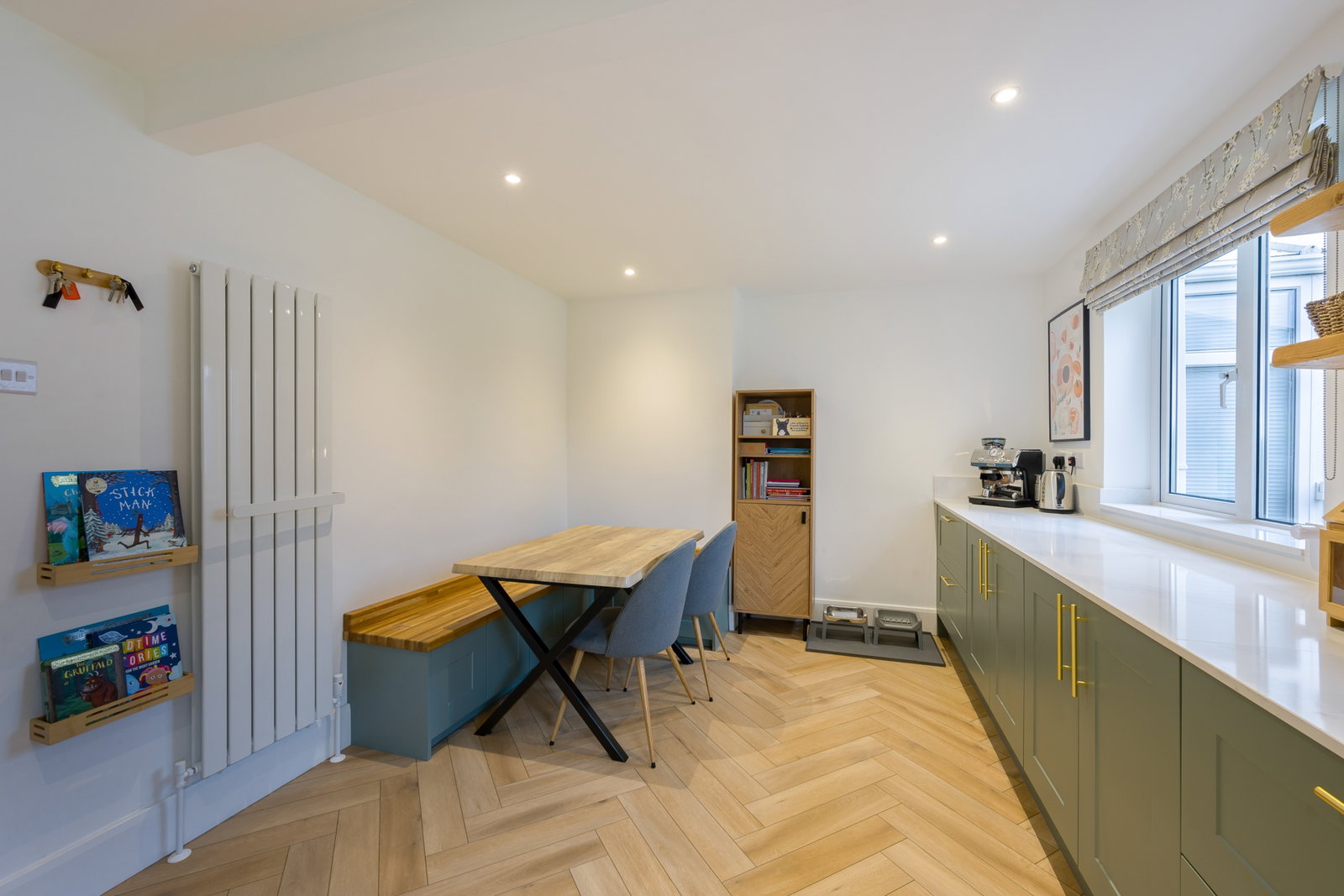 Detached House for sale in Grantham, Stephenson Avenue on Gonerby Hill Foot in Grantham, 1020 m²