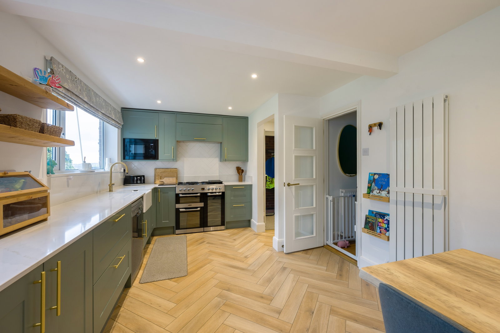 Detached House for sale in Grantham, Stephenson Avenue on Gonerby Hill Foot in Grantham, 1020 m²