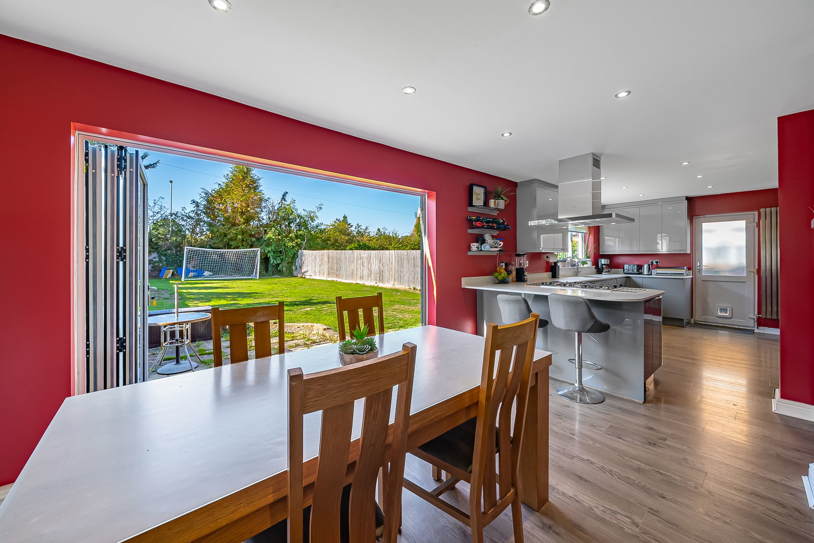 Detached House for sale in Tonbridge, The Greenways, Paddock Wood, Tonbridge, TN12 6LS, 1534 m²
