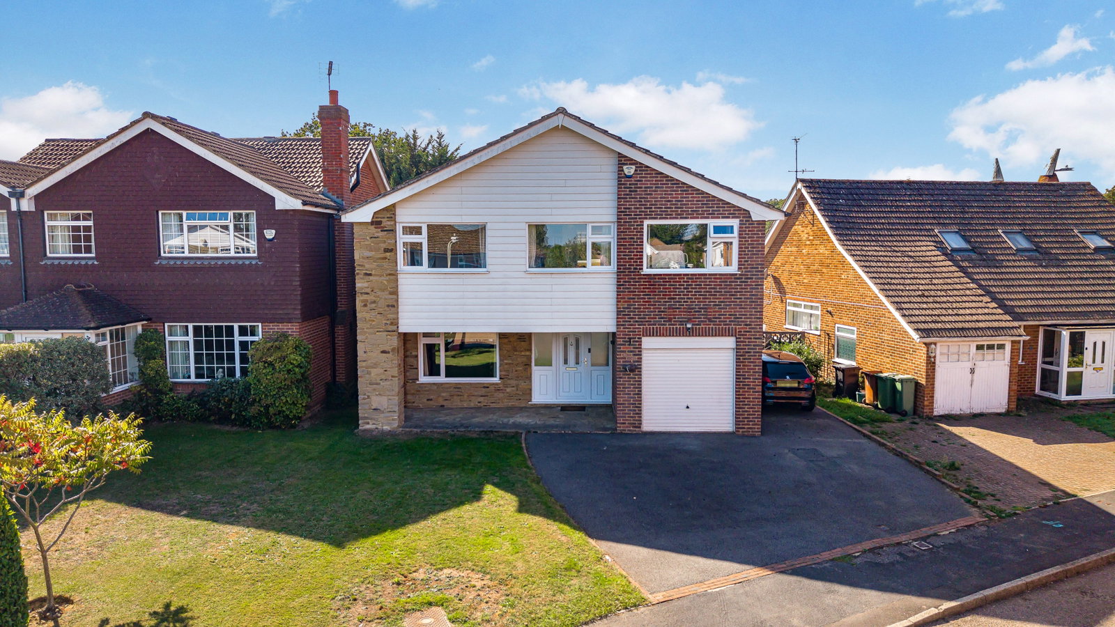 Detached House for sale in Tonbridge, The Greenways, Paddock Wood, Tonbridge, TN12 6LS, 1534 m²